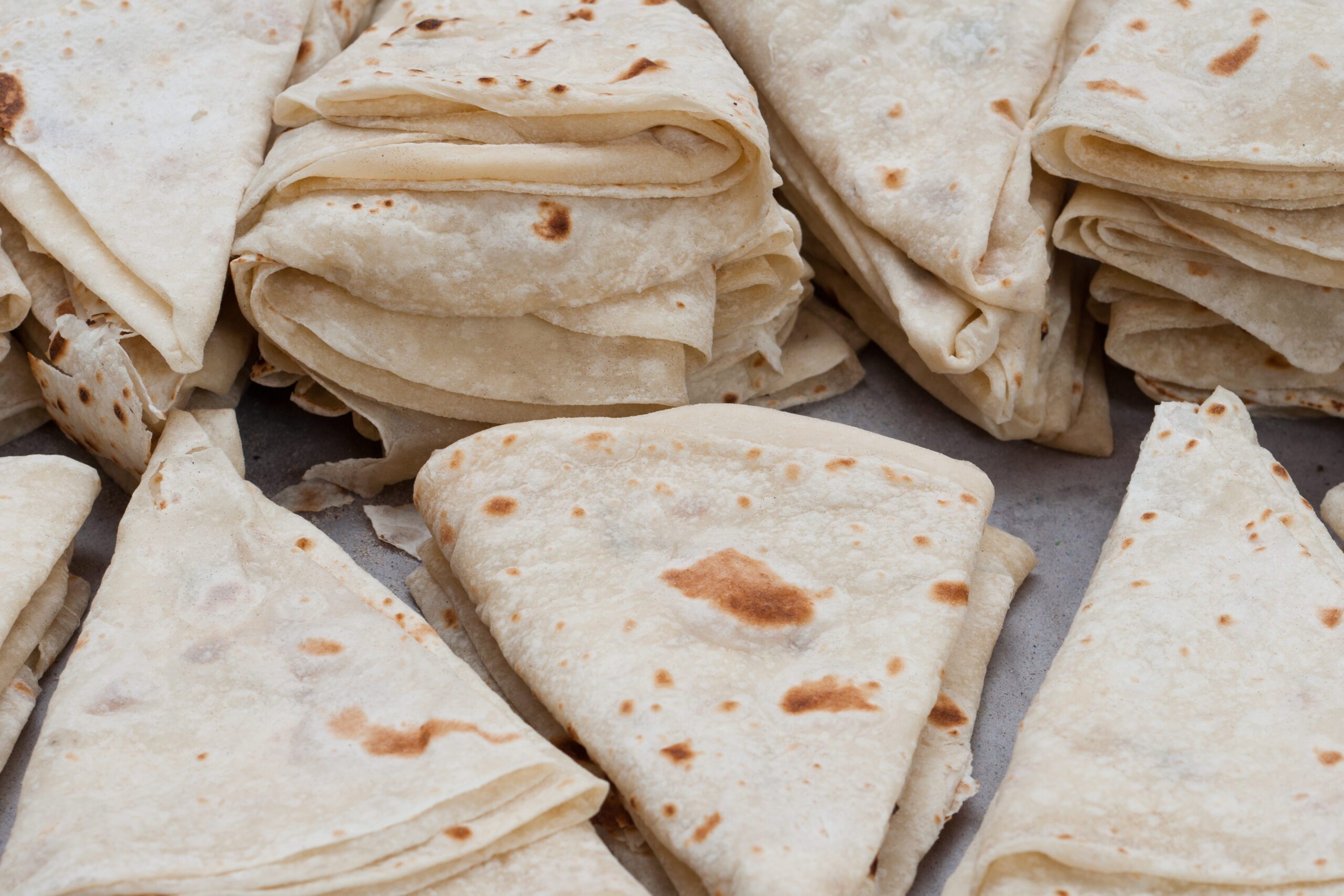 roti folded in triangle shapes